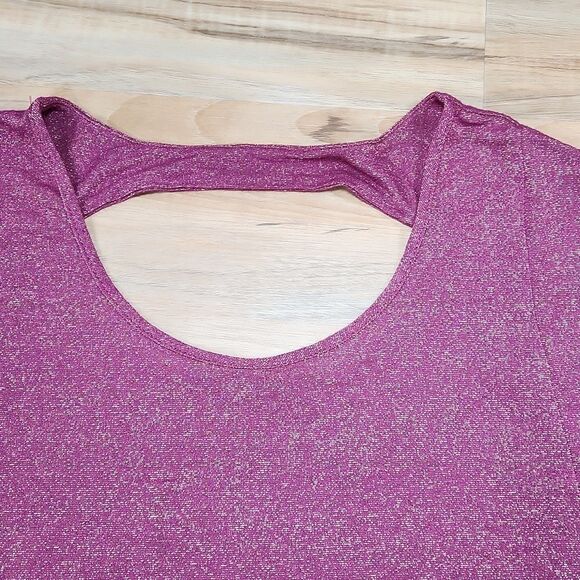 🔺️Soprano Wine & Metallic Gold Batwing Blouse Medium - Picture 7 of 12